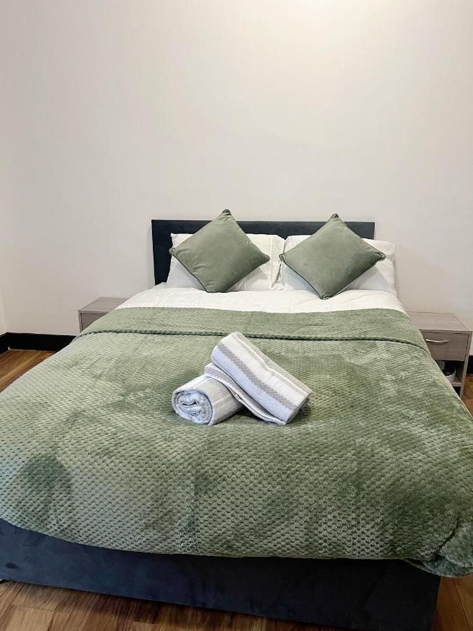 M Sisters Luxury Home In Ng6 노팅엄 외부 사진
