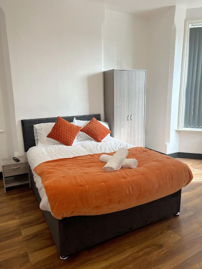 M Sisters Luxury Home In Ng6 노팅엄 외부 사진